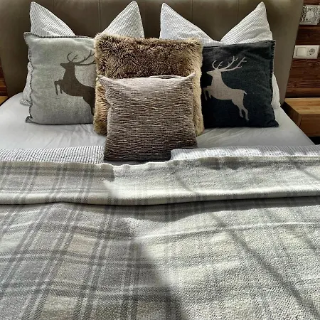 Maya * שלאדמינג