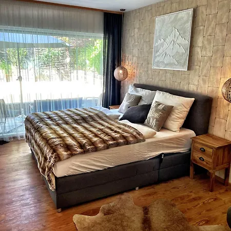 Apartament Maya *